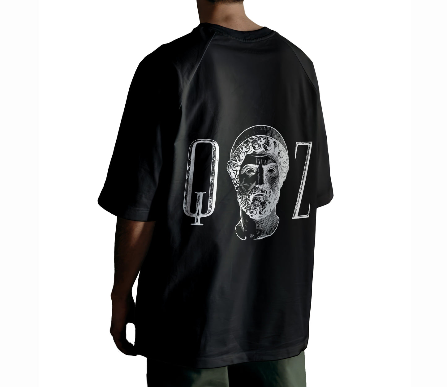Oversize‑Unisex‑T‑Shirt „QZ Antik‑Kopf“ – Schwarz